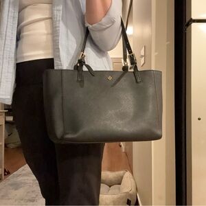 Tory Burch Black Saffiano Leather Tote – Zip Top, Classic Logo